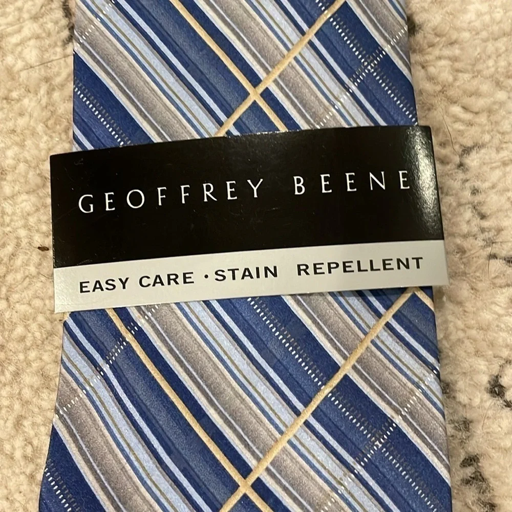 Geoffrey Beene Blue Striped Men's Tie